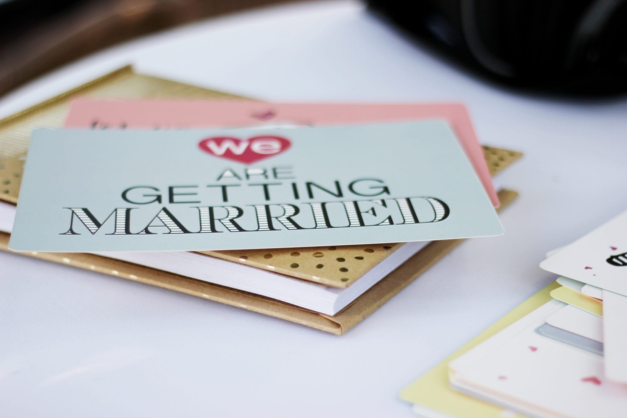 Send It When? A Guide To Invites And Save-the-Dates